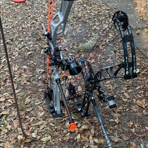 Meet your Posher, Maurice